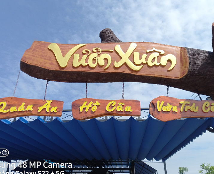 VƯỜN XUÂN